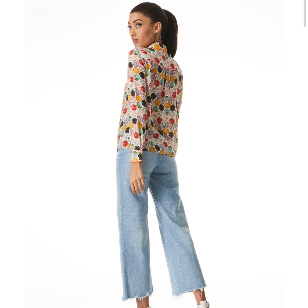 Alice + Olivia Willa Button Down Shirt - Picture 5 of 7